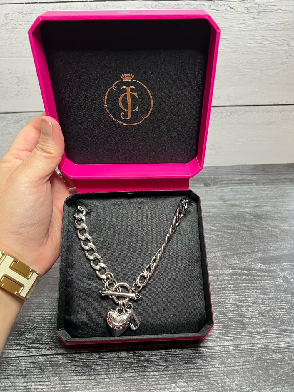 Vintage Juicy Couture Silver Heart Toggle Charm Necklace - Pink Box